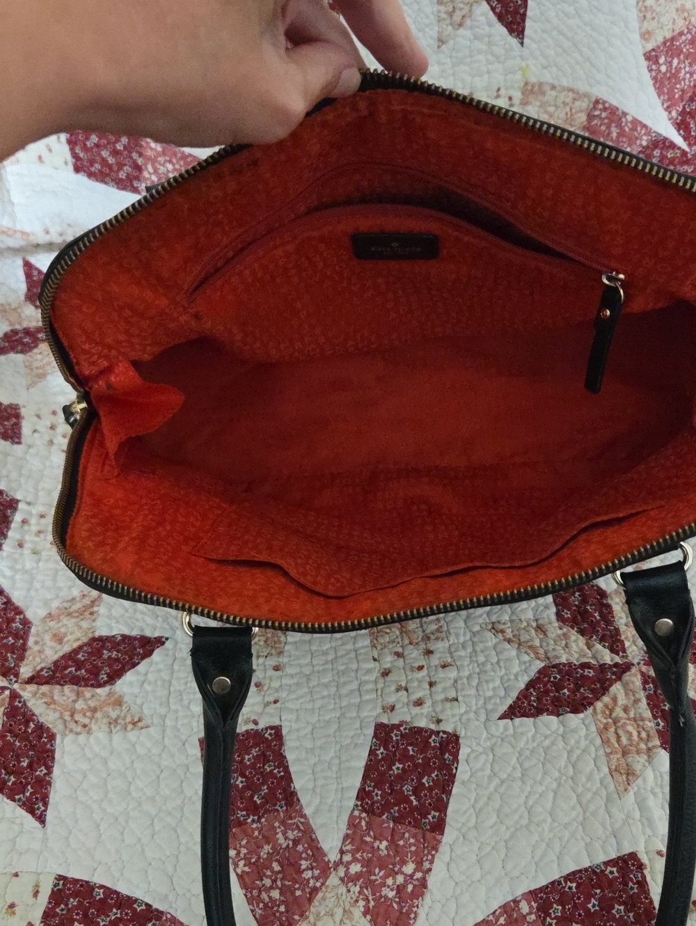kate spade Larfe Black and Cream Floral Dome Shoulder Bag with Gold Hardware - Picture 9 of 11